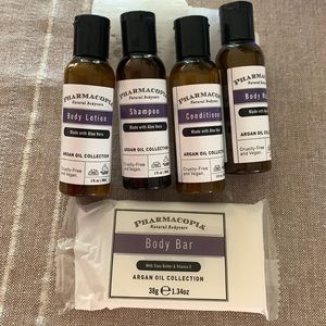 Pharmacopia Argan Oil Collection Travel Gift Set - vegan cruelty free aloe vera